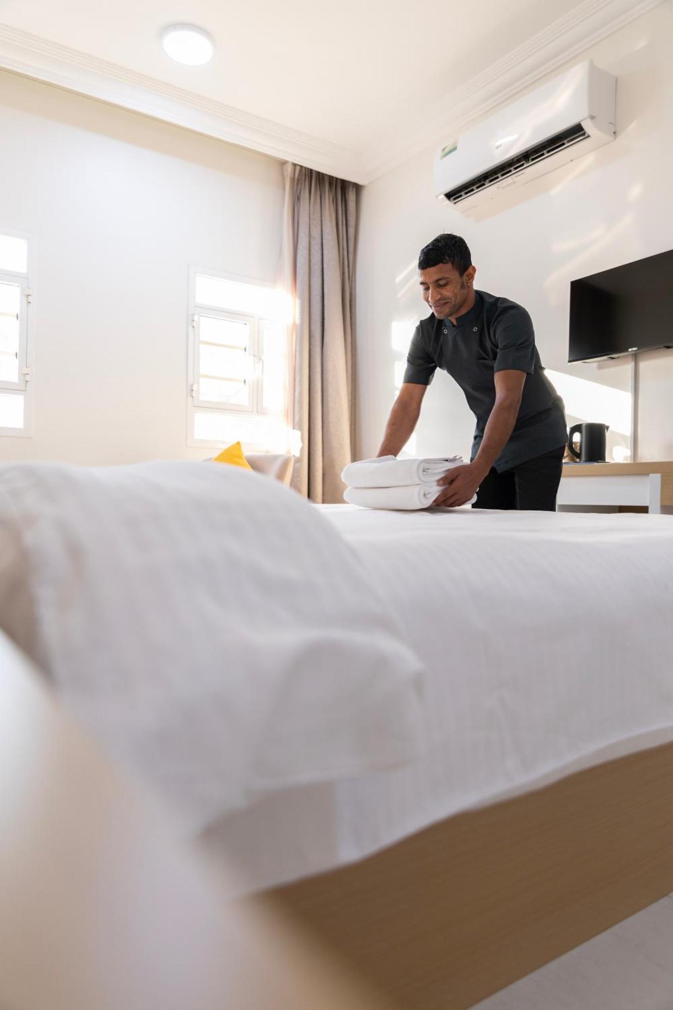 Riviera Suites , Hotel Apartement Sur Dış mekan fotoğraf