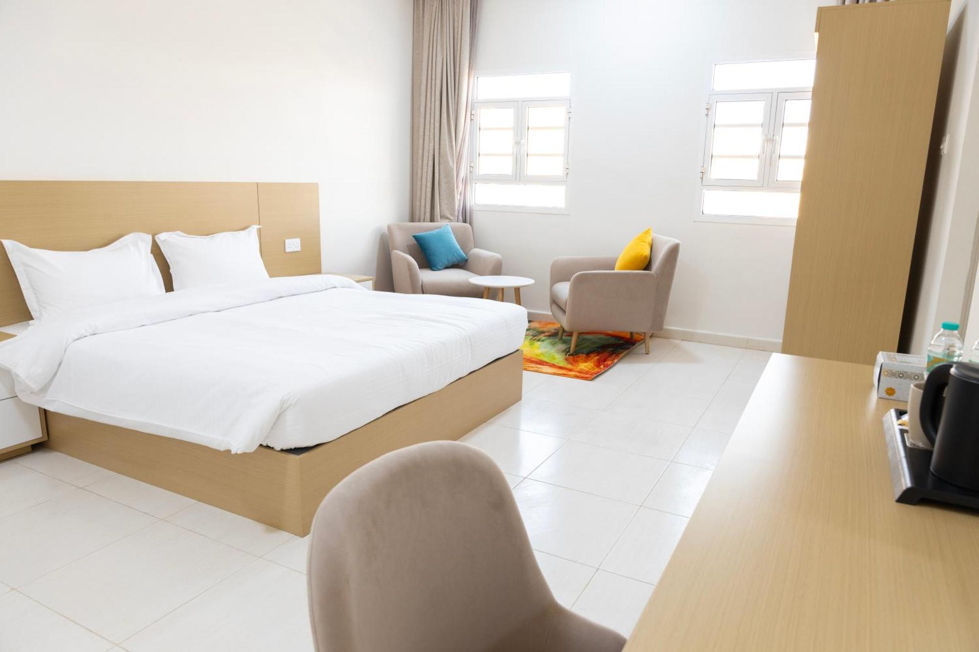 Riviera Suites , Hotel Apartement Sur Dış mekan fotoğraf